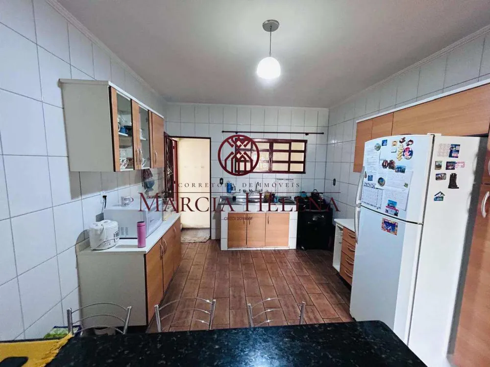 Casa, 4 quartos, 340 m² - Foto 4