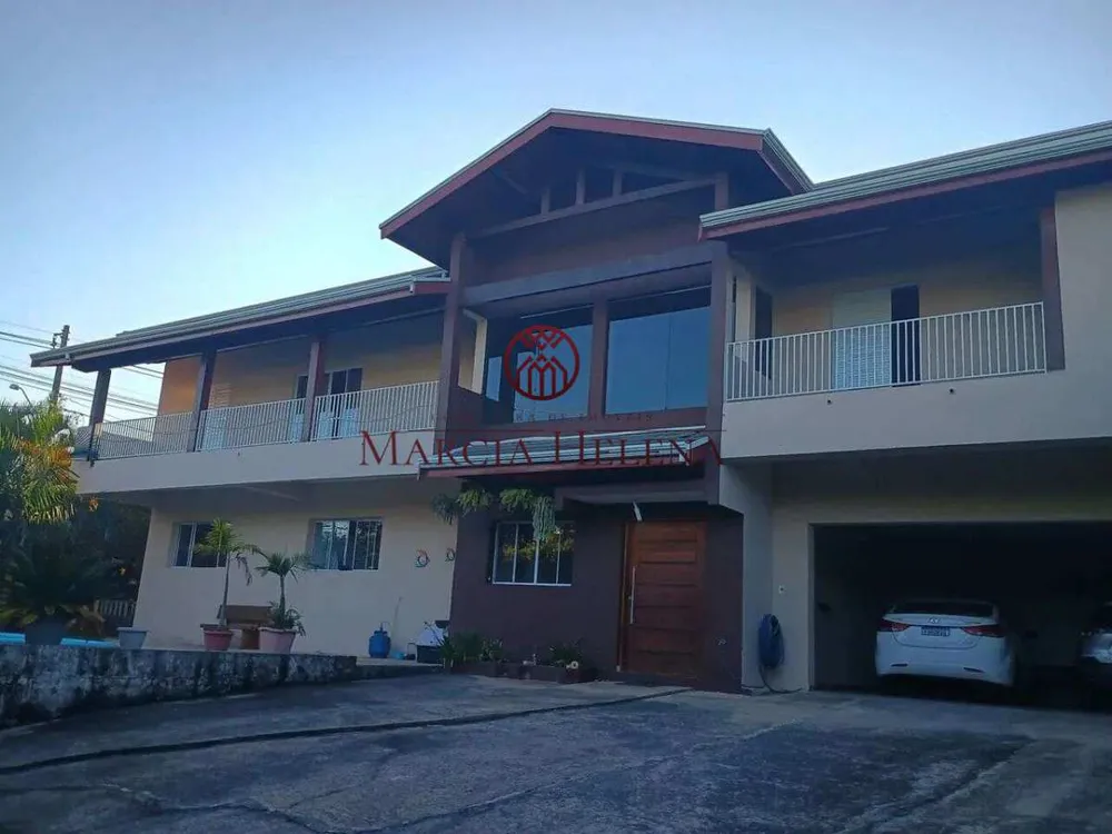 Casa, 4 quartos, 520 m² - Foto 1