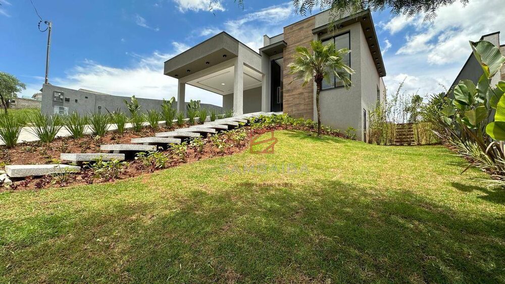 Casa, 3 quartos, 204 m² - Foto 1