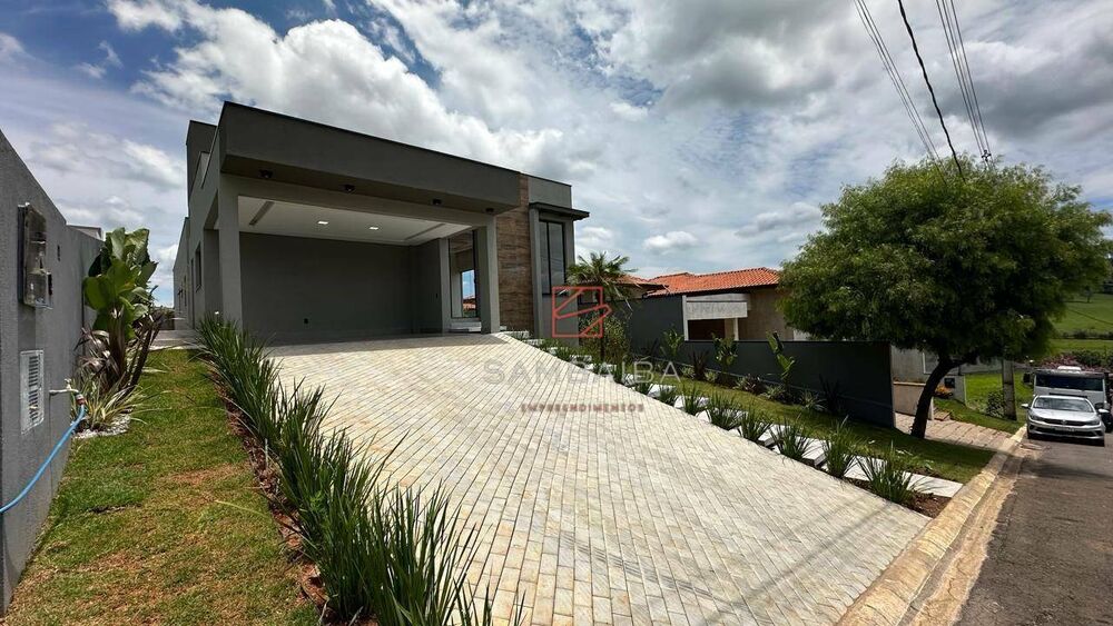 Casa, 3 quartos, 204 m² - Foto 2
