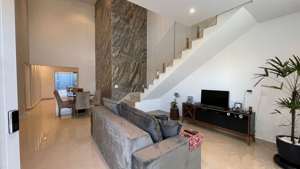 Casa, 3 quartos, 190 m² - Foto 1