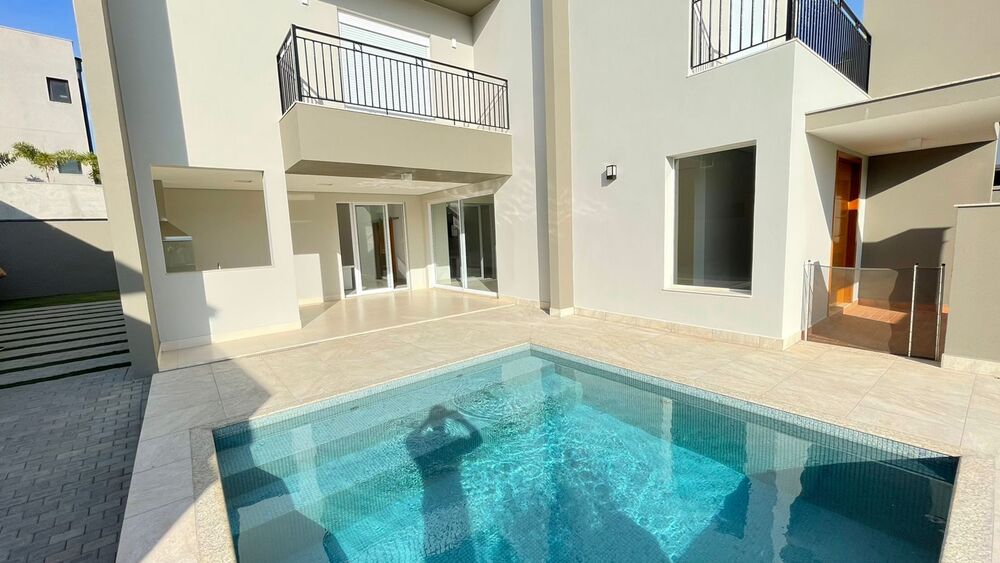 Casa, 4 quartos, 290 m² - Foto 1