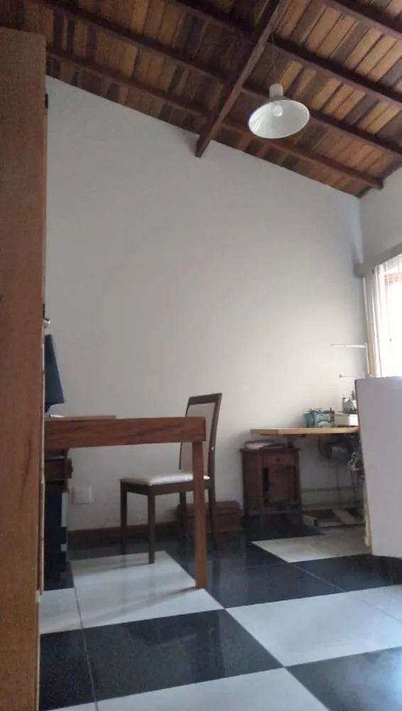 Casa à venda com 3 quartos, 280m² - Foto 10