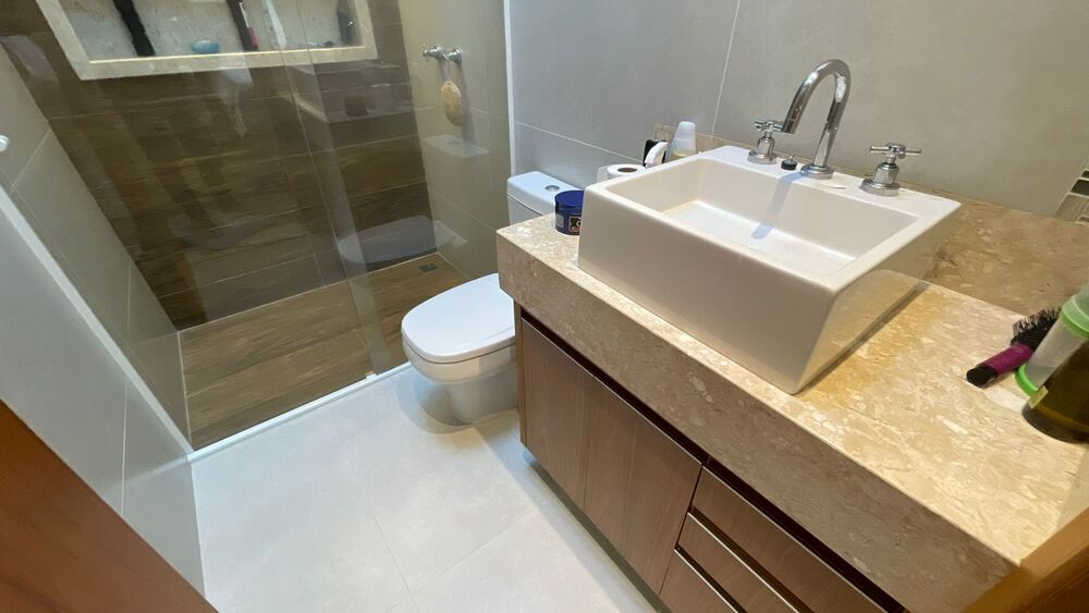 Casa, 4 quartos, 259 m² - Foto 1