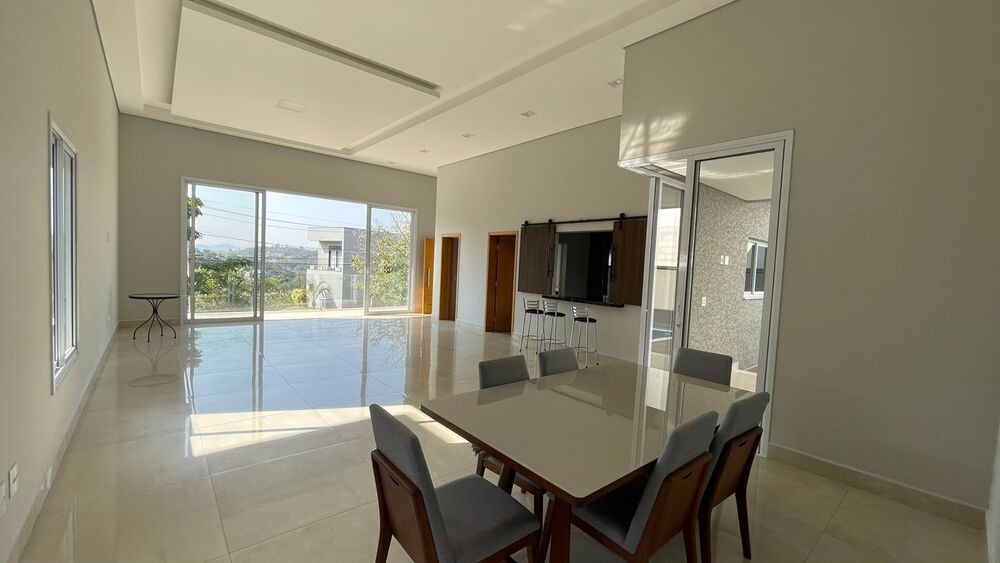 Casa, 4 quartos, 259 m² - Foto 4