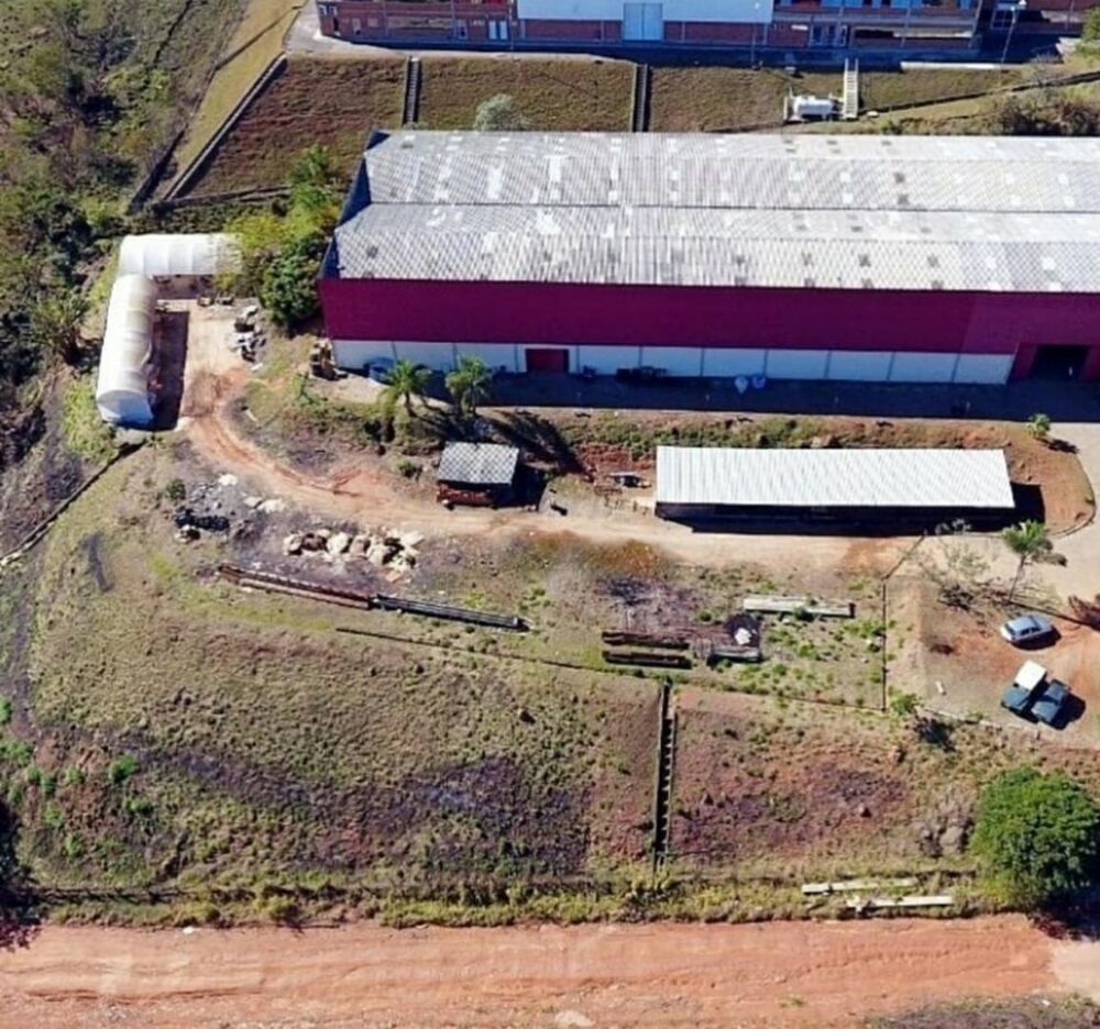 Depósito-Galpão, 3000 m² - Foto 1