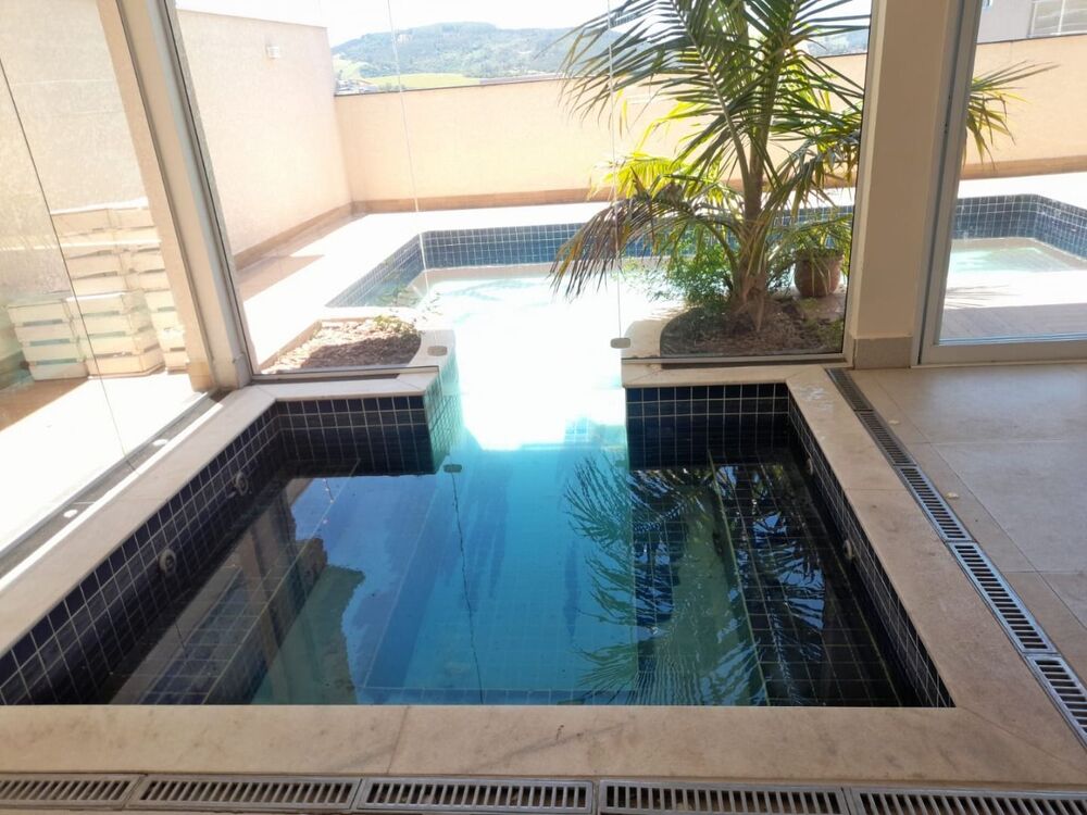Casa, 3 quartos, 330 m² - Foto 2