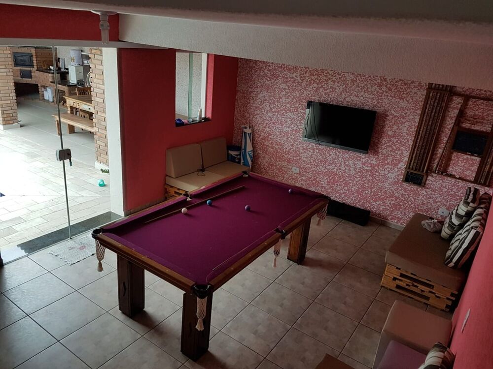 Casa, 3 quartos, 200 m² - Foto 1