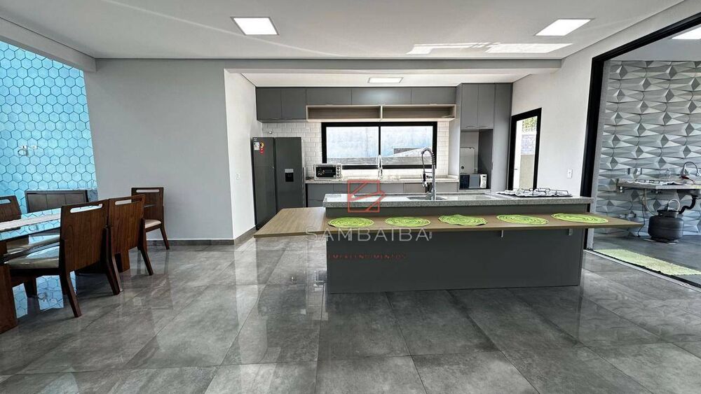 Casa, 4 quartos, 257 m² - Foto 1
