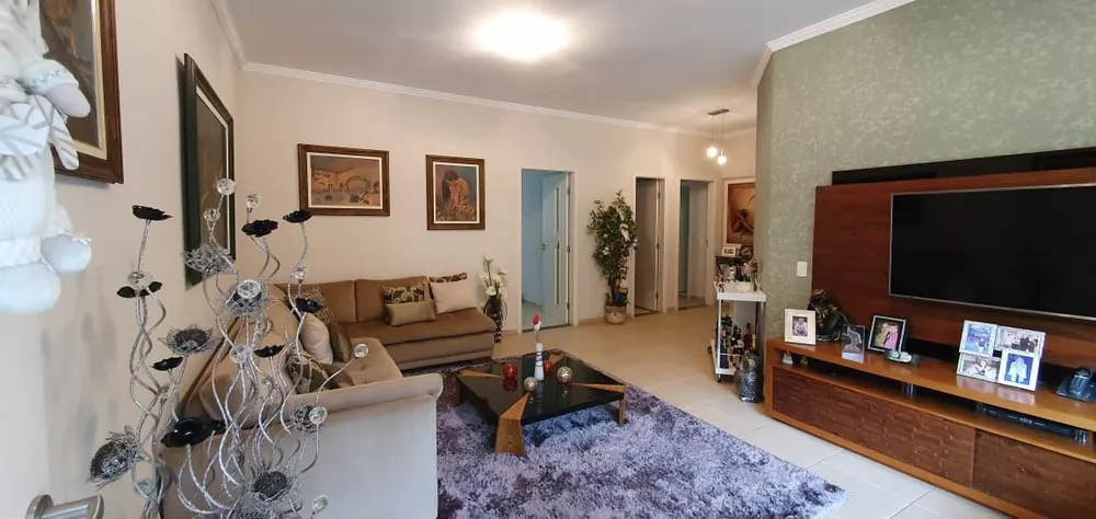 Casa à venda com 4 quartos, 160m² - Foto 4