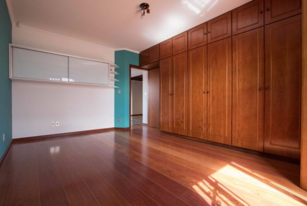 Casa, 3 quartos, 430 m² - Foto 1