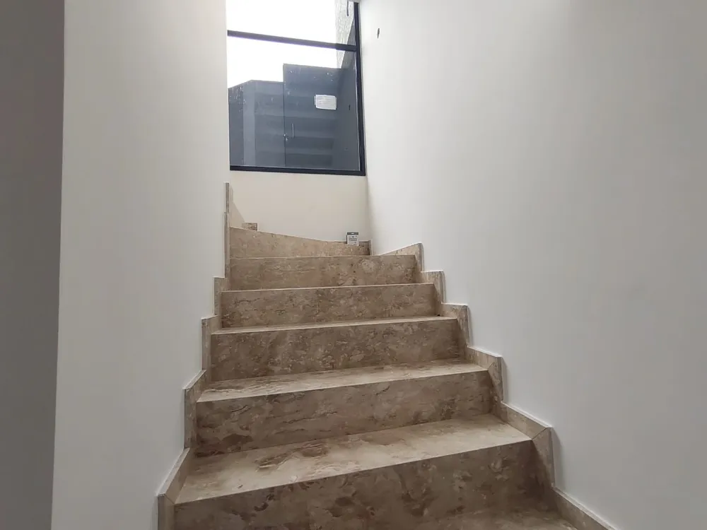 Sobrado, 4 quartos, 303 m² - Foto 1
