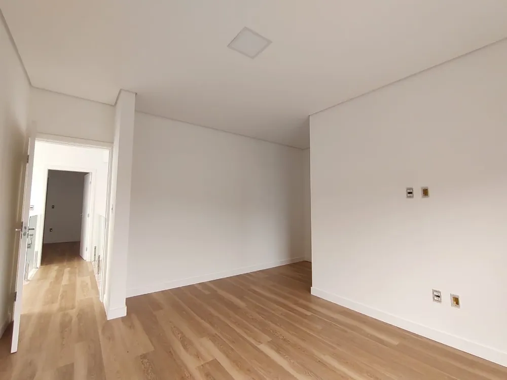 Sobrado, 4 quartos, 303 m² - Foto 3