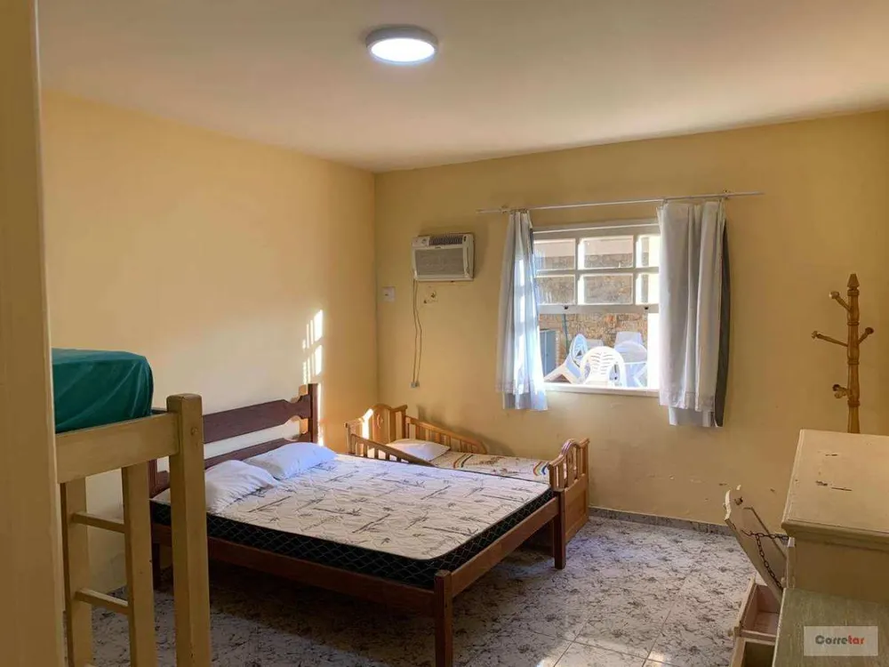 Casa, 4 quartos, 200 m² - Foto 2