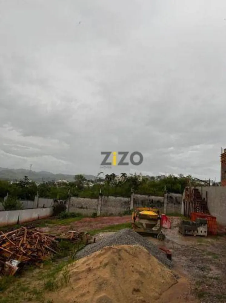 Loteamento e Condomínio, 604 m² - Foto 1