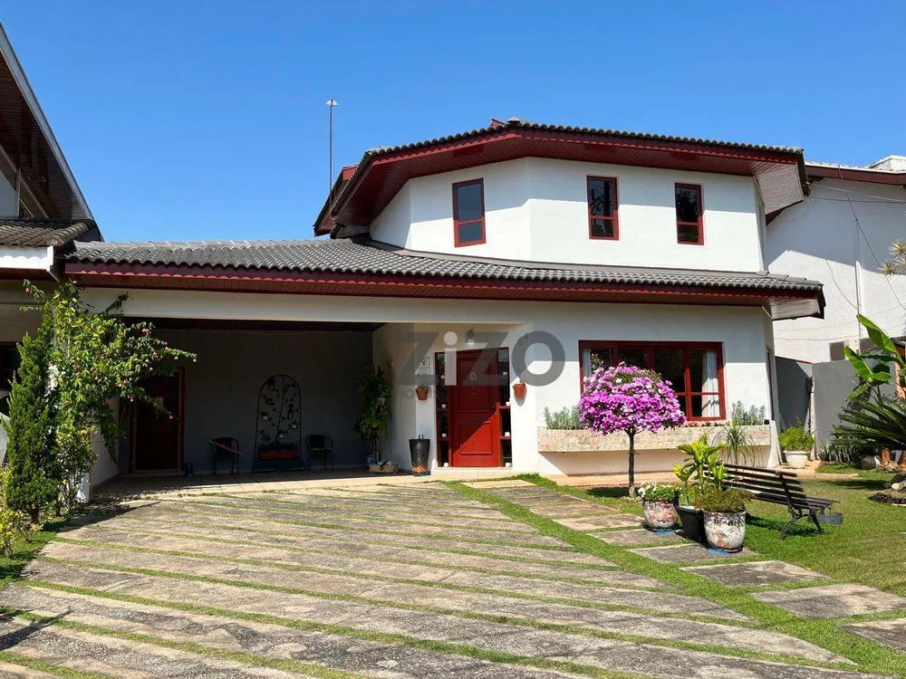 Casa de Condomínio à venda com 4 quartos, 213m² - Foto 1