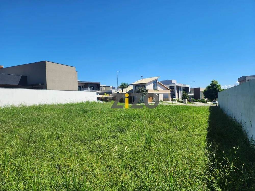 Loteamento e Condomínio, 600 m² - Foto 1