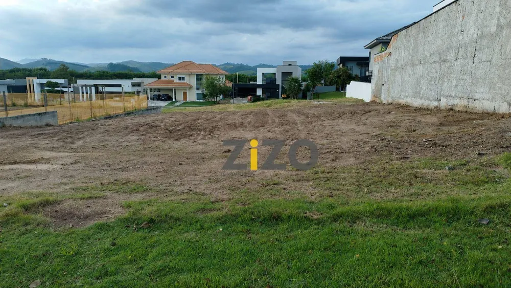Loteamento e Condomínio, 600 m² - Foto 1