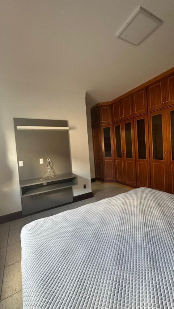 Casa à venda com 3 quartos - Foto 1