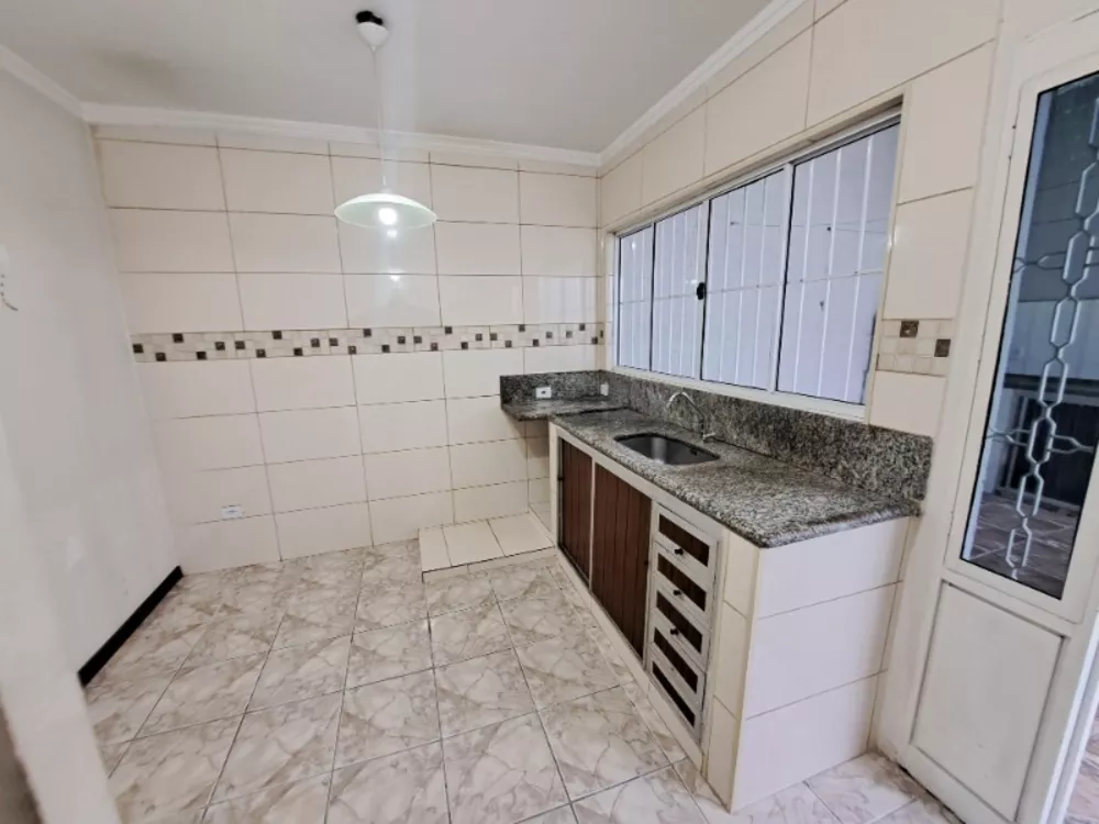 Casa à venda e aluguel com 4 quartos - Foto 4