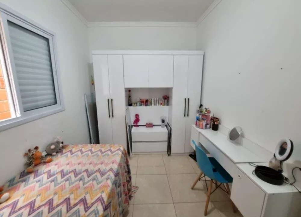 Casa à venda com 2 quartos, 100m² - Foto 4