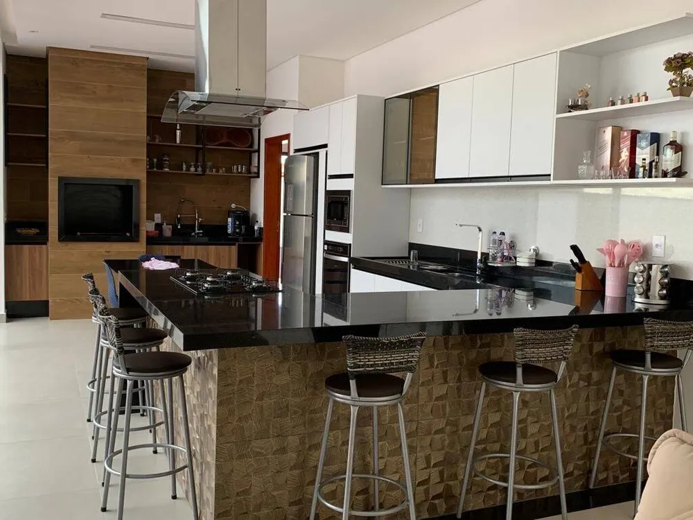 Casa, 4 quartos, 310 m² - Foto 8