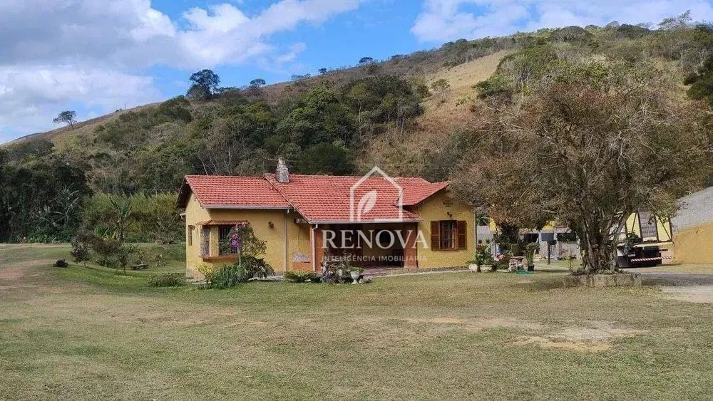 Chácara, 4 quartos, 6000 m² - Foto 1
