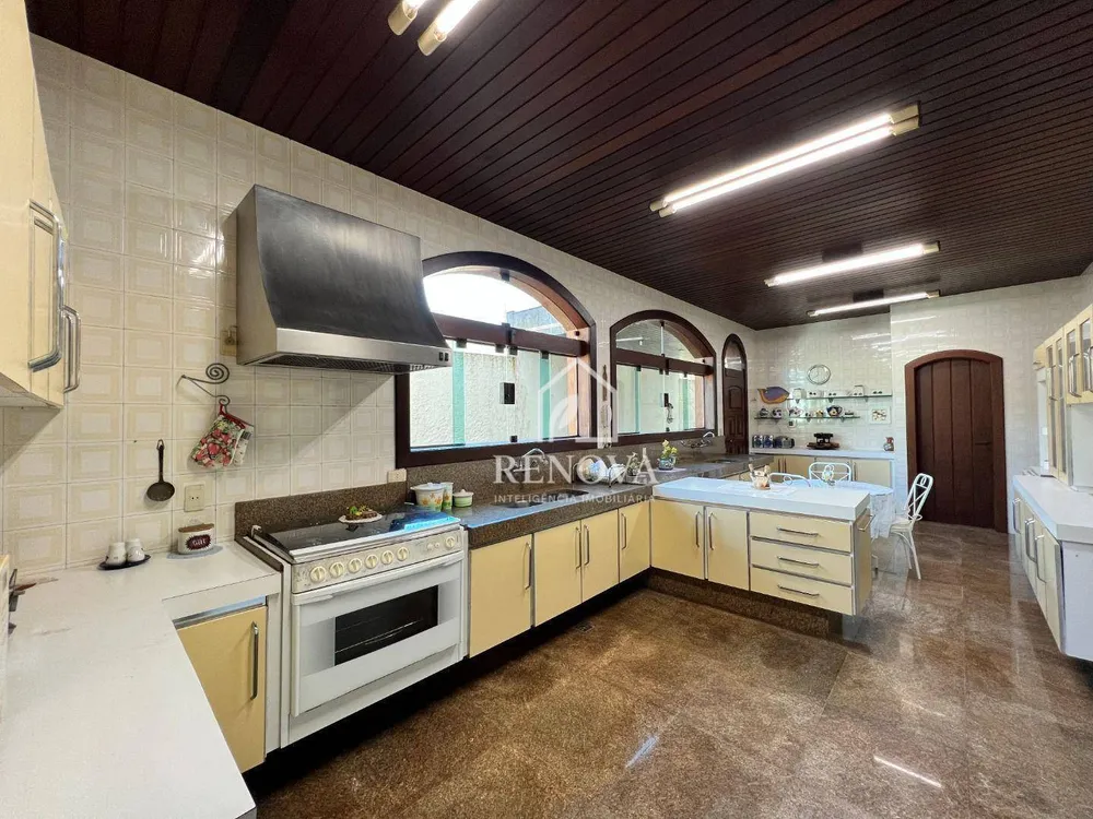 Casa, 7 quartos, 881 m² - Foto 25