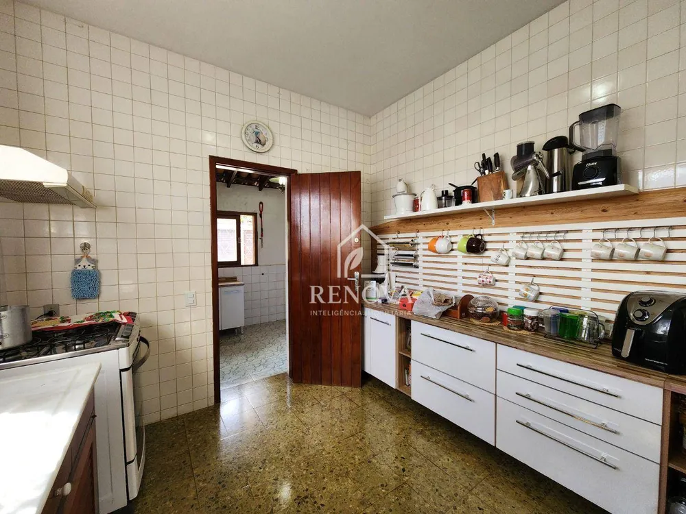 Casa, 3 quartos, 228 m² - Foto 11