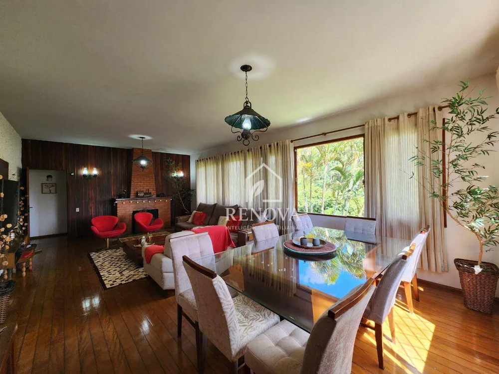 Casa, 3 quartos, 228 m² - Foto 2