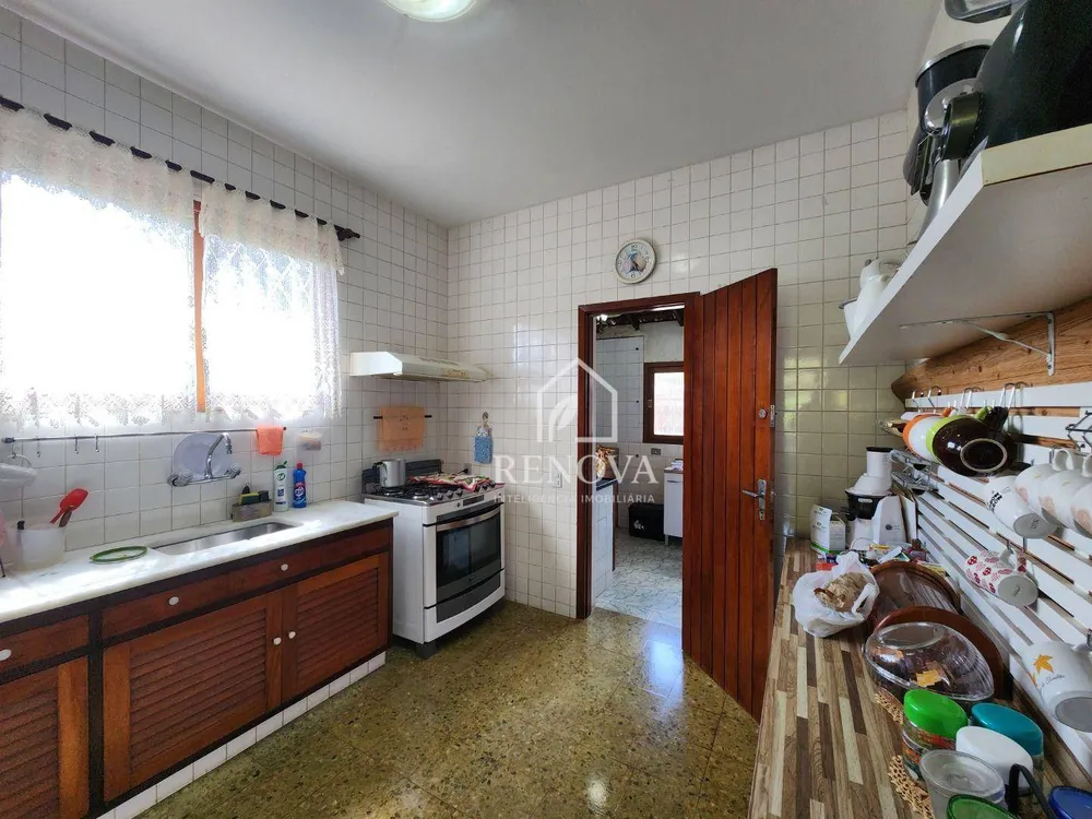 Casa, 3 quartos, 228 m² - Foto 10