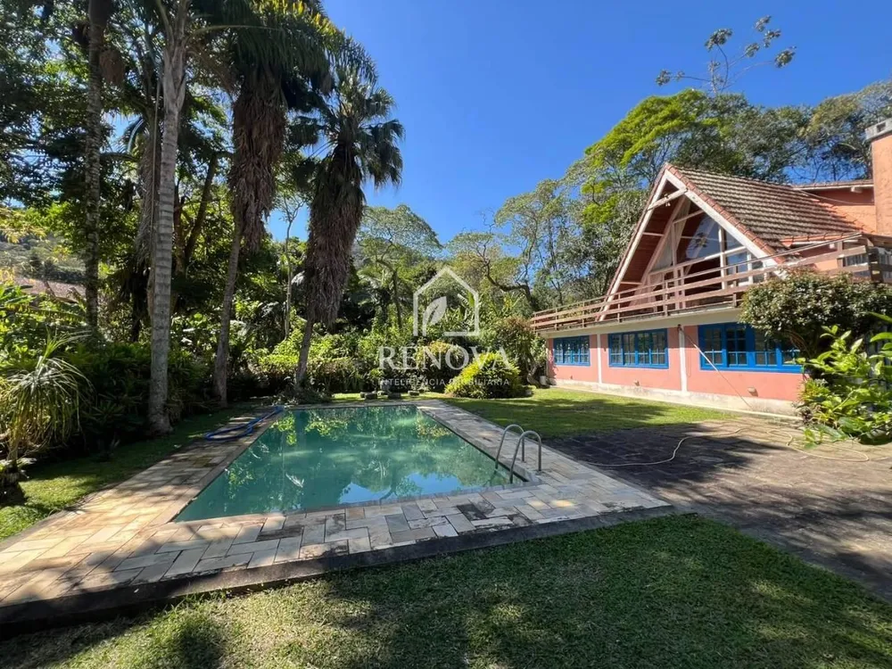 Casa, 4 quartos, 246 m² - Foto 2