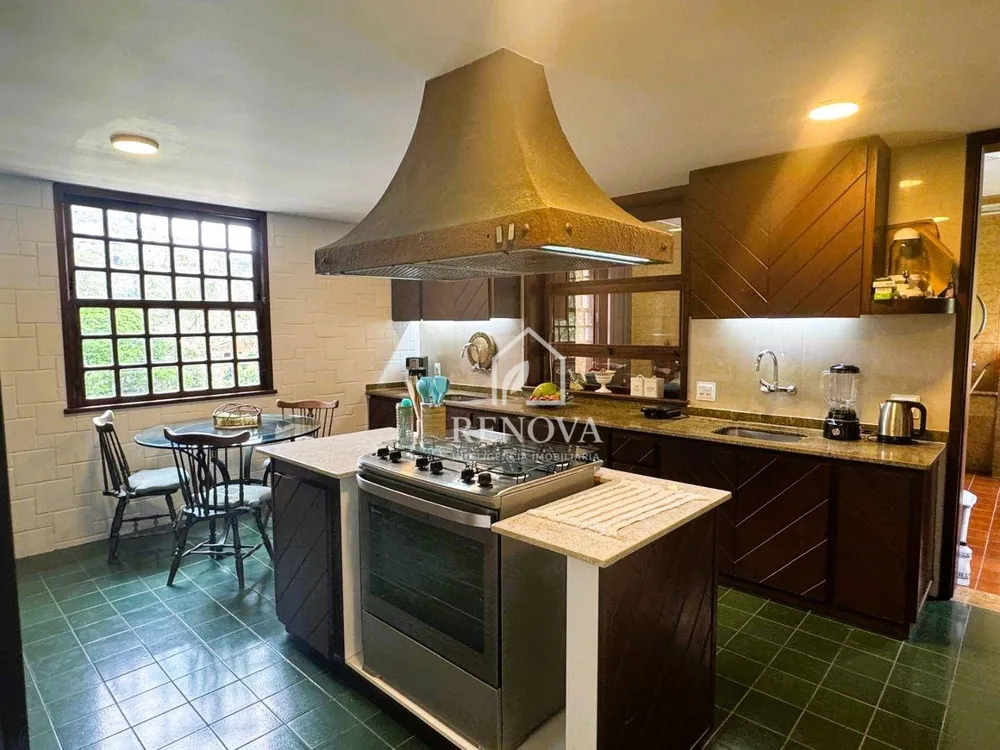 Casa, 10 quartos, 669 m² - Foto 17