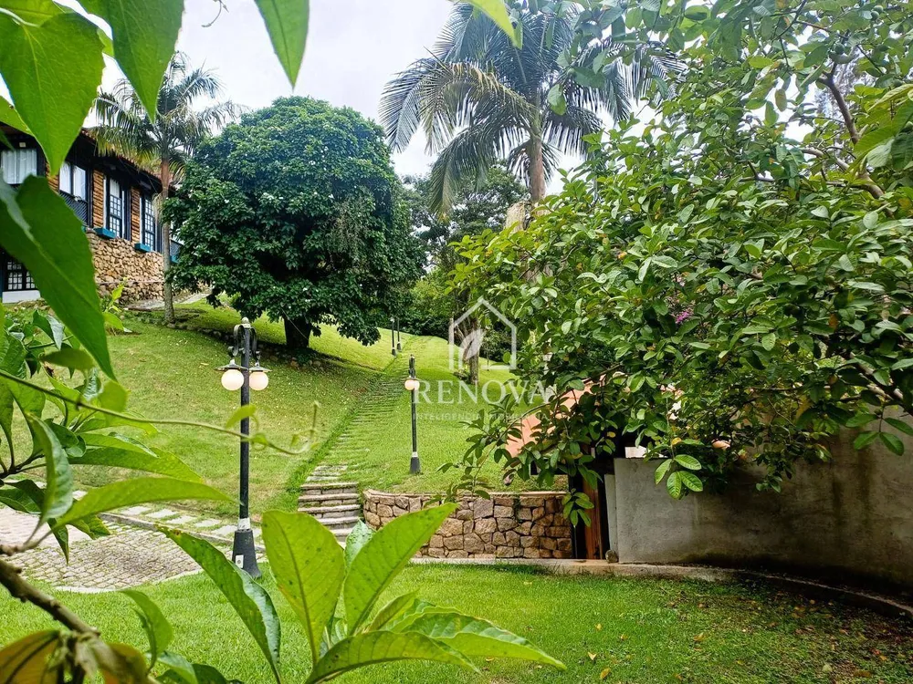 Casa, 10 quartos, 669 m² - Foto 4