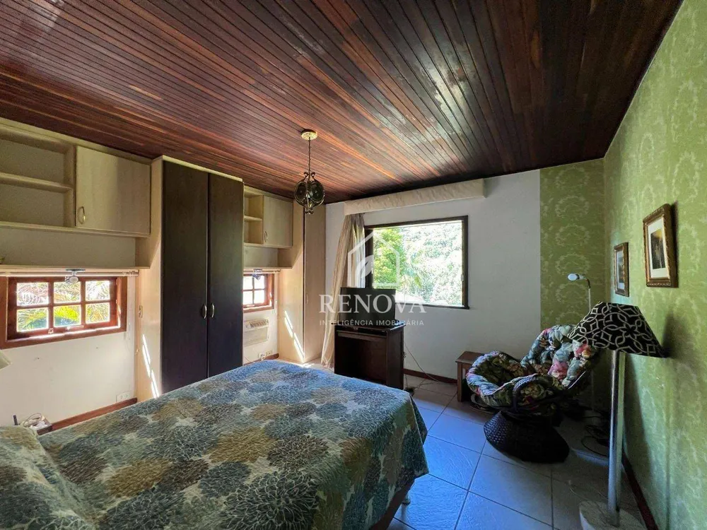 Casa, 4 quartos, 266 m² - Foto 10