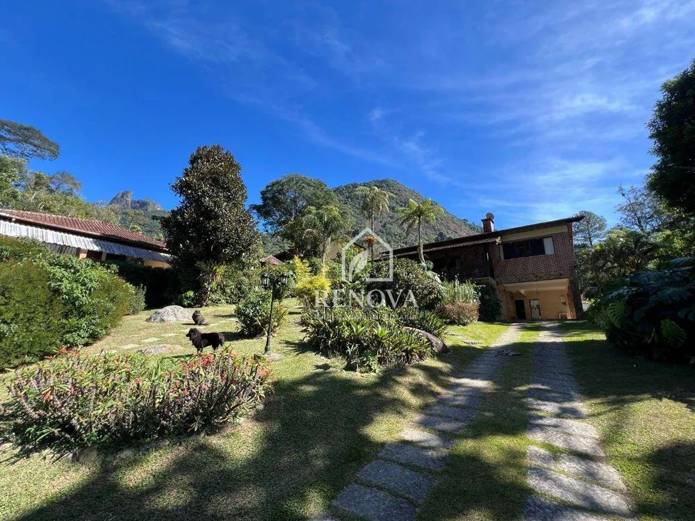 Casa, 4 quartos, 266 m² - Foto 25