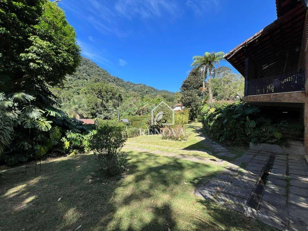 Casa, 4 quartos, 266 m² - Foto 23