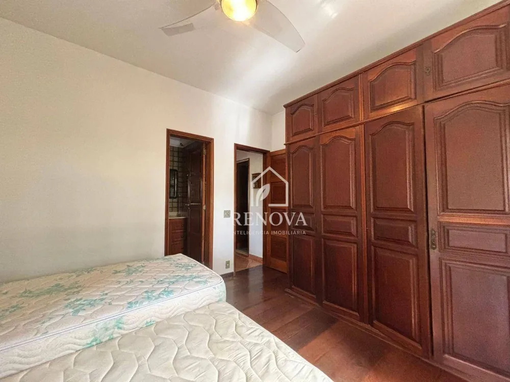 Casa, 4 quartos, 339 m² - Foto 37