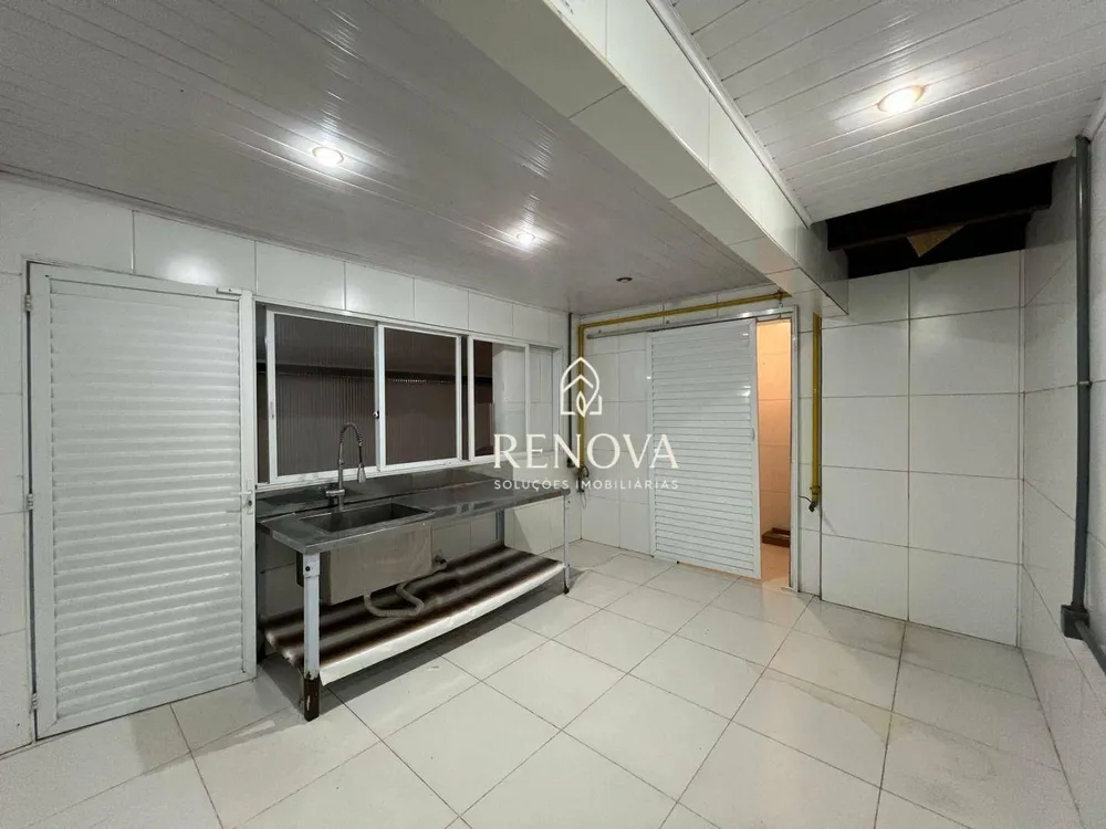 Casa, 1 quarto, 207 m² - Foto 12