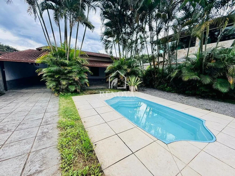 Casa, 2 quartos, 162 m² - Foto 1