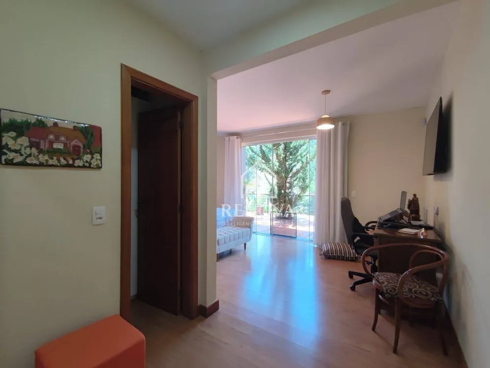 Casa, 4 quartos, 220 m² - Foto 25
