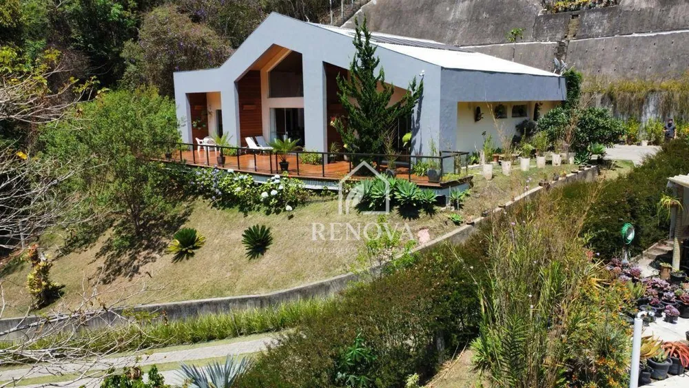 Casa, 4 quartos, 220 m² - Foto 4