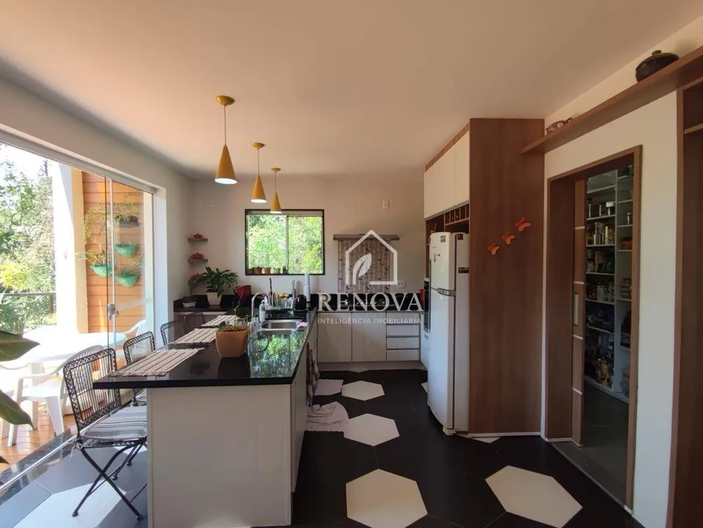 Casa, 4 quartos, 220 m² - Foto 17
