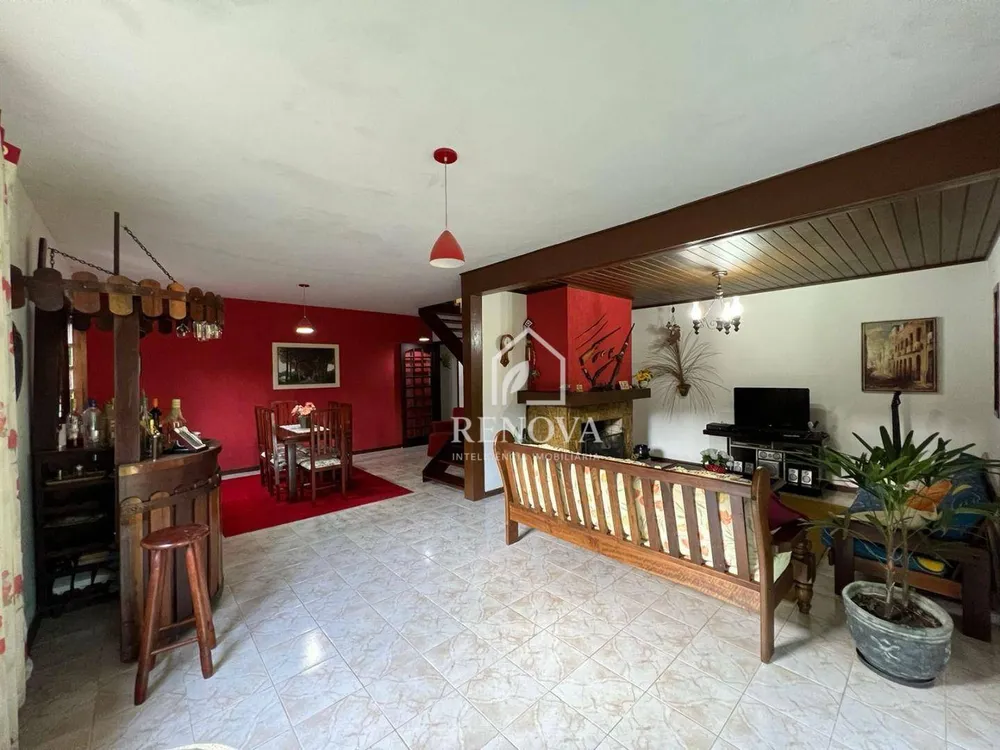 Casa, 5 quartos, 200 m² - Foto 3