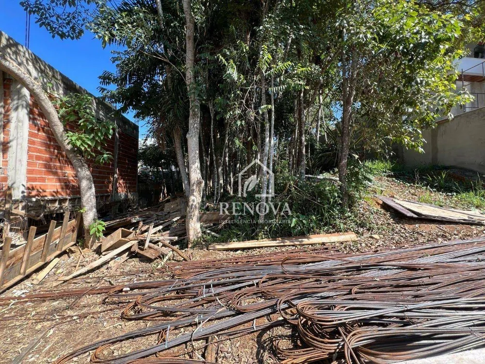 Loteamento e Condomínio, 881 m² - Foto 1