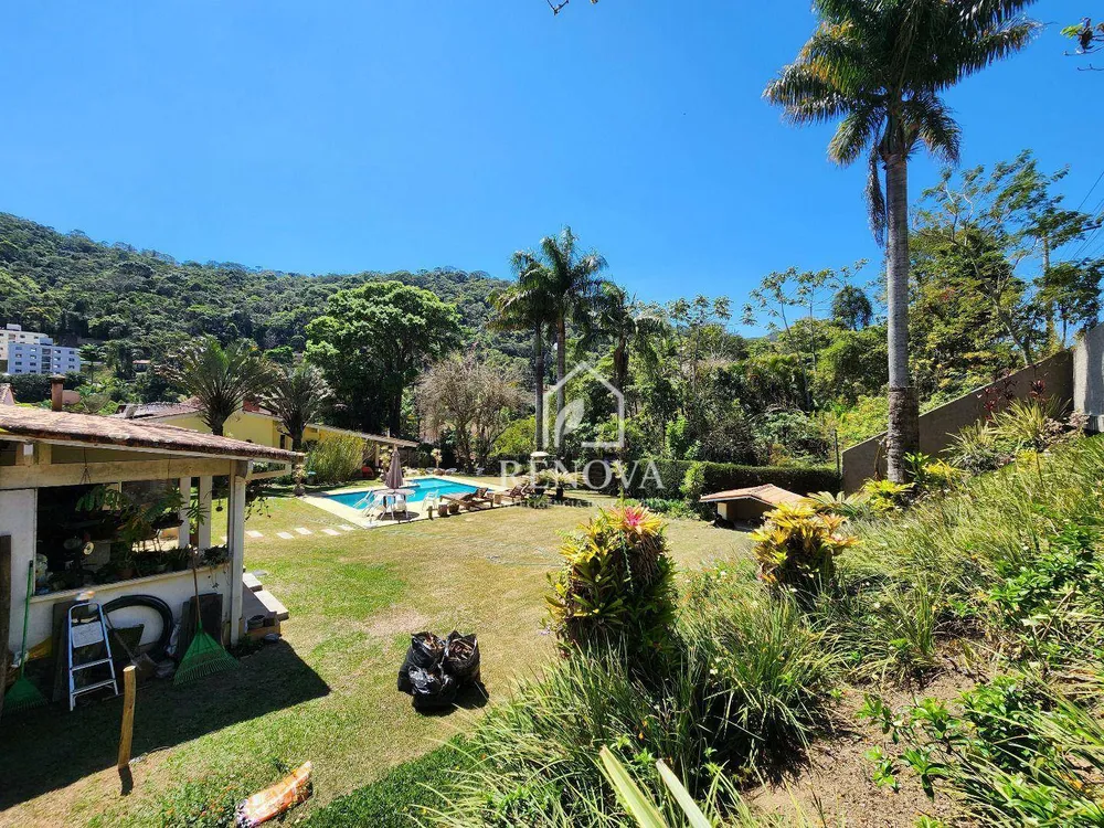 Casa, 4 quartos, 269 m² - Foto 38