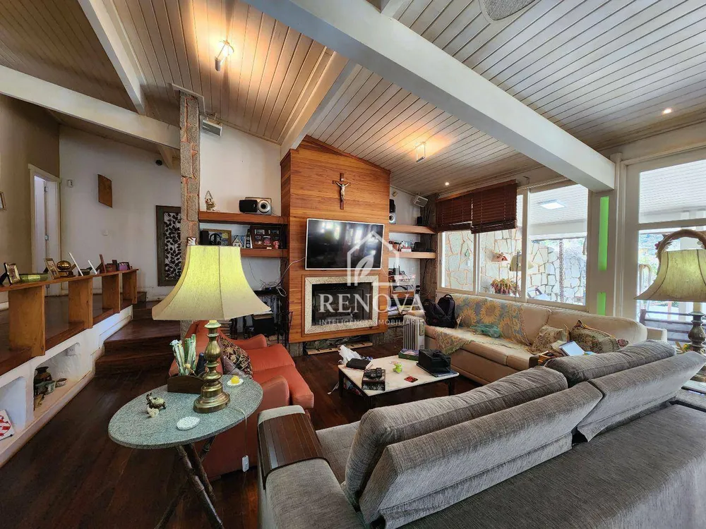 Casa, 4 quartos, 269 m² - Foto 5