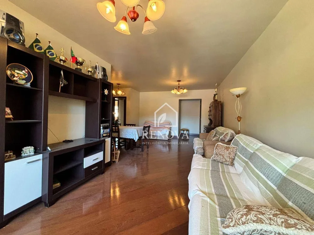 Apartamento, 3 quartos, 130 m² - Foto 1