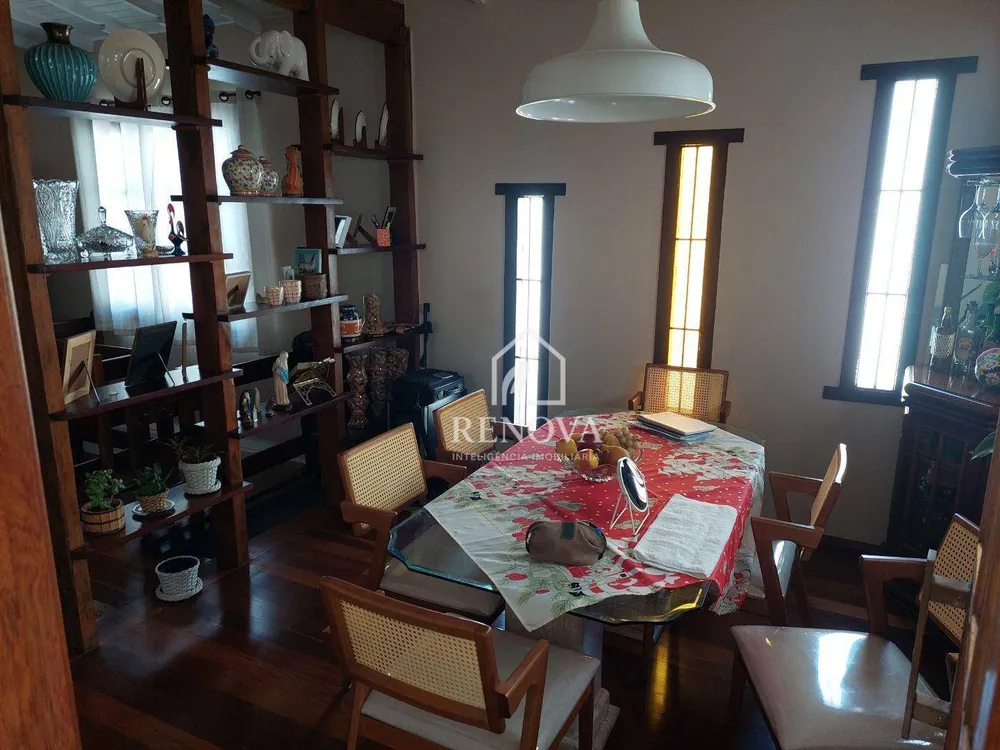 Casa, 6 quartos, 201 m² - Foto 9