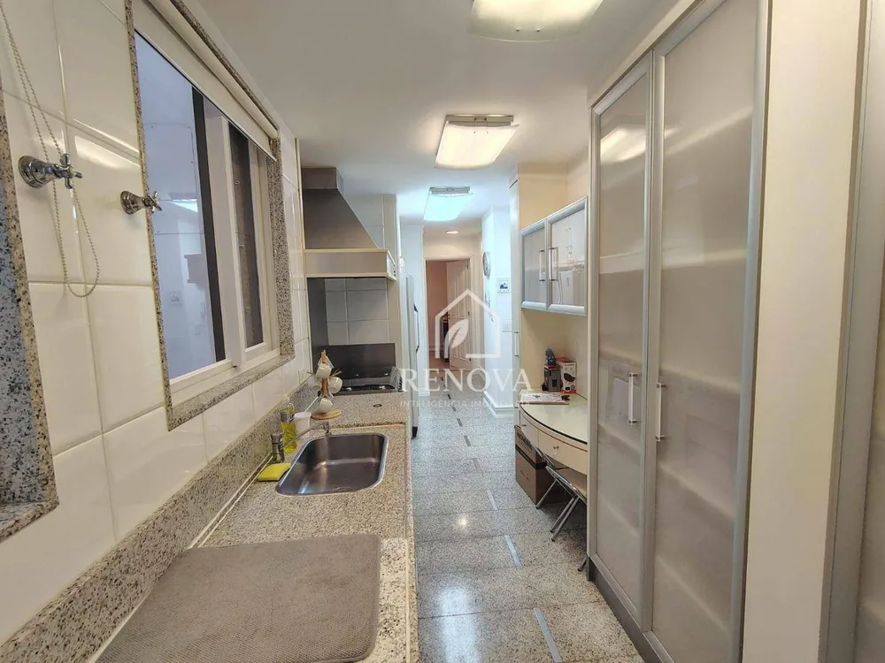 Apartamento, 3 quartos, 256 m² - Foto 9